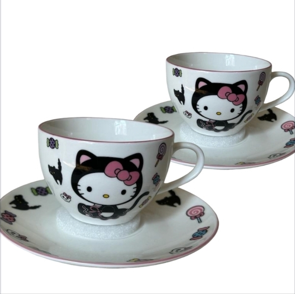 NEW Halloween Hello Kitty Teacup Set (2) - Picture 1 of 14